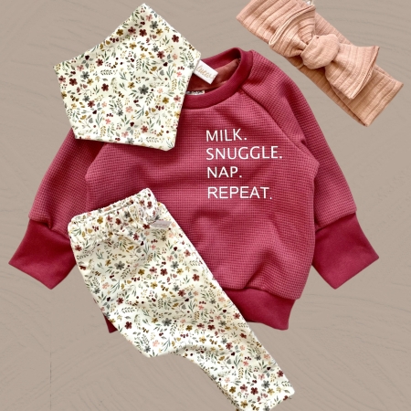 Outfit "Milk Snuggle Nap Repeat“