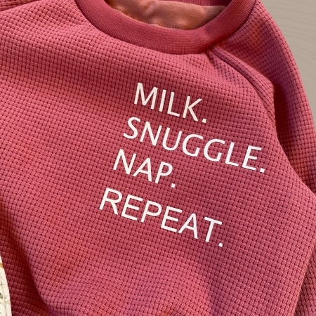 Outfit "Milk Snuggle Nap Repeat“
