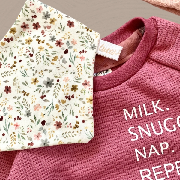 Outfit "Milk Snuggle Nap Repeat“