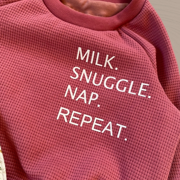 Outfit "Milk Snuggle Nap Repeat“
