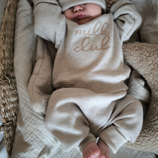 Outfit "Milk Club"